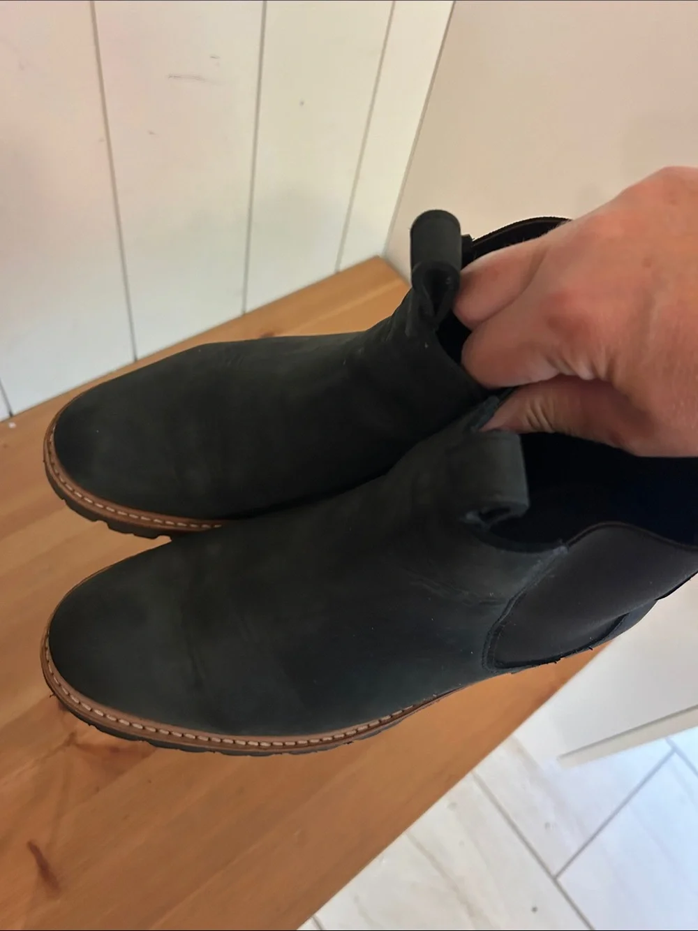 Nisolo comfortable black